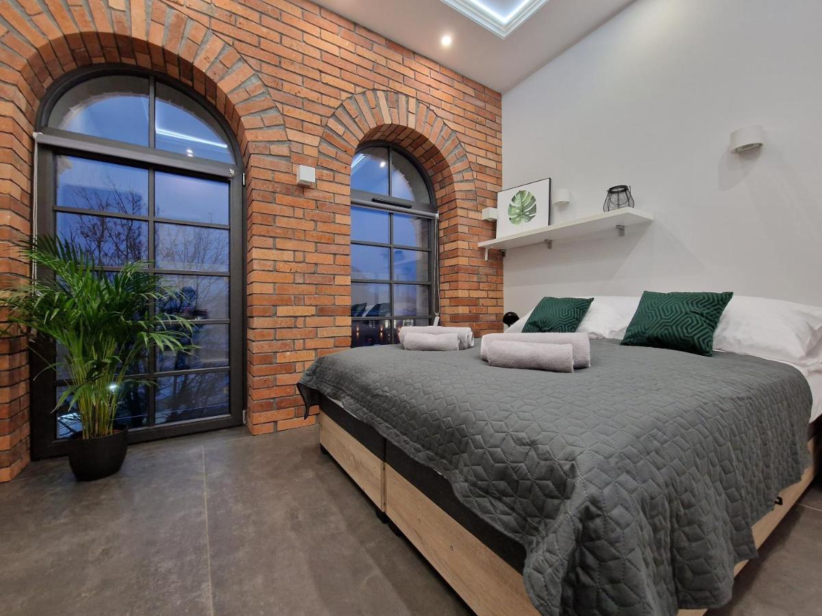 Microhotels Fabryczna 17 Zielona Góra Zewnętrze zdjęcie